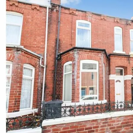 Buy this 3 bed townhouse on Lindley Street in York, YO24 4JF