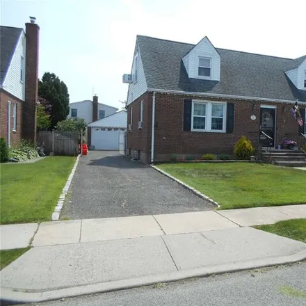 Buy this 8 bed house on 551 Chesman Street in West Hempstead, NY 11552
