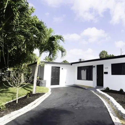 Buy this 4 bed house on 285 Northwest 30th Court in Jenada Isles, Wilton Manors