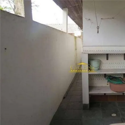 Rent this 5 bed house on Rua Cesário Bastos in Jardim Mosteiro, Itanhaem - SP