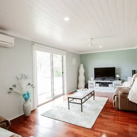Rent this 3 bed house on Basin View NSW 2540
