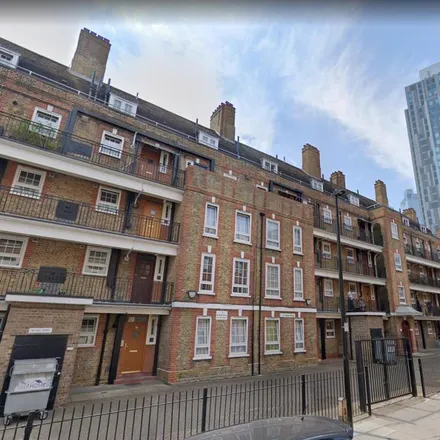 Rent this 4 bed apartment on Brune House in Bell Lane, Spitalfields
