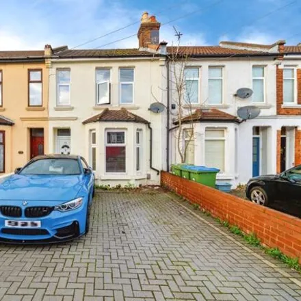 Buy this 3 bed house on 61 Paynes Road in Southampton, SO15 3BX