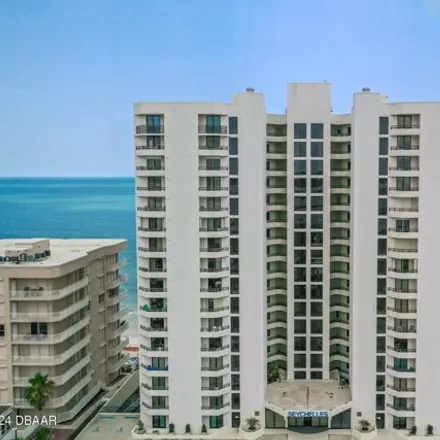 Buy this 3 bed condo on 3855 S Atlantic Ave Ph 4 in Florida, 32118