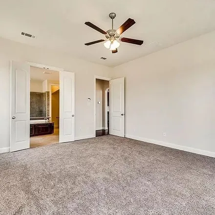 Image 5 - 14231 Notting Hill Drive, Denton County, TX 75068, USA - Apartment for rent