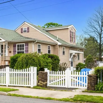 Buy this 3 bed house on 8 South Avenue in Atlantic Highlands, Monmouth County