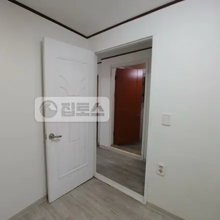 Image 6 - 서울특별시 강남구 신사동 555-5 - Apartment for rent