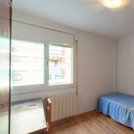 Rent this 4 bed room on Carrer de Josep Pla in 184, 08001 Barcelona