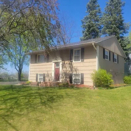 Image 2 - 2177 Fairview Drive, Christilla Heights, Beloit, WI 53511, USA - House for sale