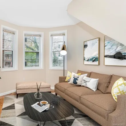 Image 4 - 1003 Woodycrest Avenue, New York, NY 10452, USA - Townhouse for sale