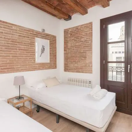 Rent this 3 bed apartment on Carrer dels Tallers in 22, 08001 Barcelona