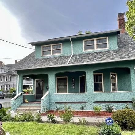 Buy this 6 bed house on 16 Case Street in Parkville, Hartford
