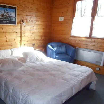 Rent this 3 bed house on 56700 Sainte-Hélène