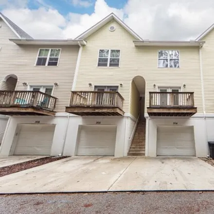 Rent this 3 bed townhouse on 36 Brighton Circle in Long Branch Estates, Charleston County