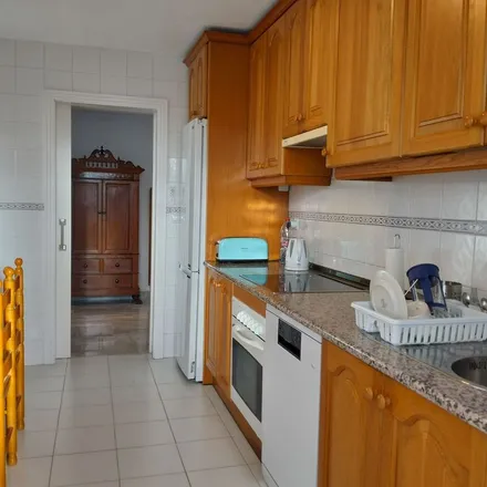 Rent this 2 bed apartment on Calle Badajoz in 10, 29670 Marbella