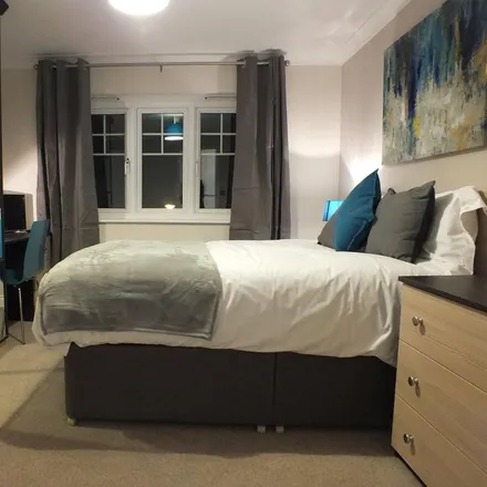 Image 2 - 17 Pascal Crescent, Reading, RG2 9FP, United Kingdom - Room for rent