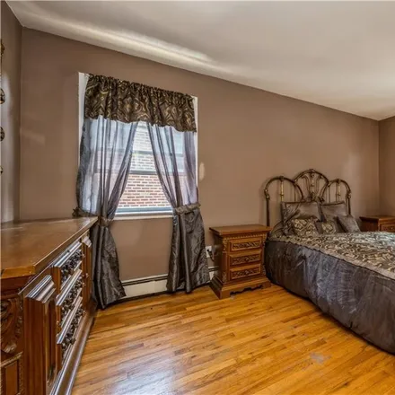 Image 3 - 128 Vredenburgh Avenue, Dunwoodie, City of Yonkers, NY 10704, USA - Townhouse for sale