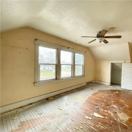 Image 7 - 1437 23rd Street, Des Moines, IA 50310, USA - House for sale