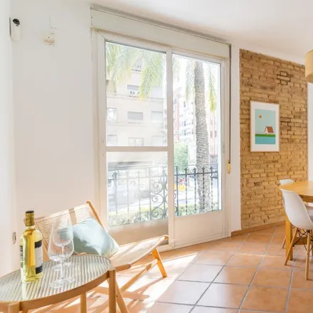 Rent this 2 bed apartment on Carrer del Dr Sumsi in 33, 46005 Valencia