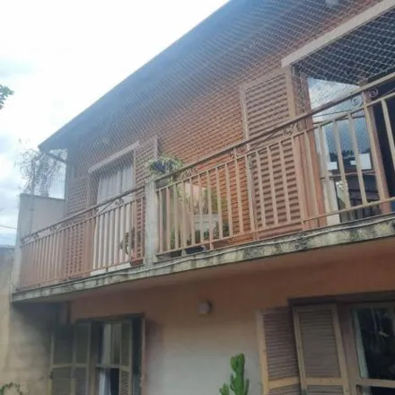 Buy this 5 bed house on Rua Piauí in Centro, Poços de Caldas - MG