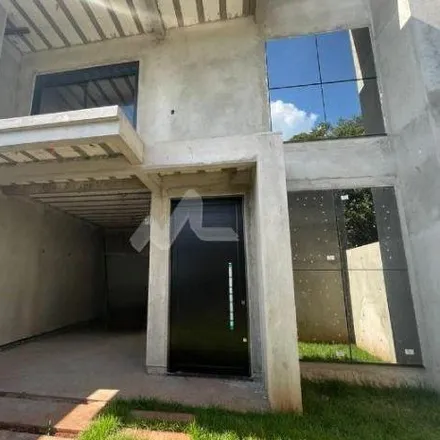 Buy this 2 bed house on Rua Marta Demari Berticelli in Conjunto Habitacional Barão do Rio Banco II, Toledo - PR