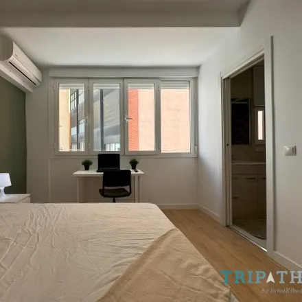 Image 4 - Calle Manuel Aleixandre, 8, 28045 Madrid, Spain - Apartment for rent