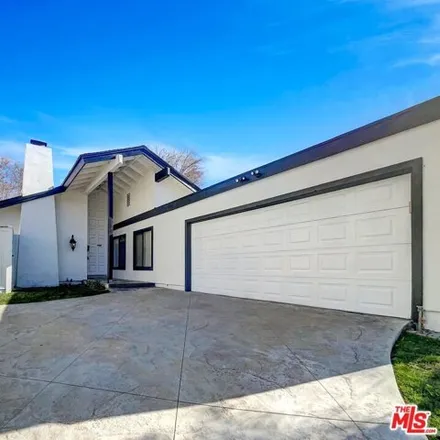 Buy this 3 bed house on 25318 Via Calinda in Santa Clarita, CA 91355