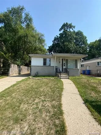 Rent this 3 bed house on 4101 West Point Street in Dearborn Heights, MI 48125