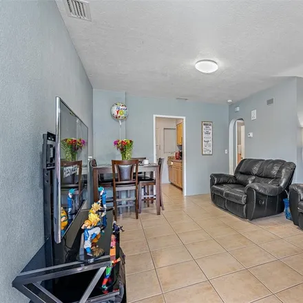 Image 5 - 1811 Rainbow Drive, Clearwater, FL 33765, USA - Duplex for sale