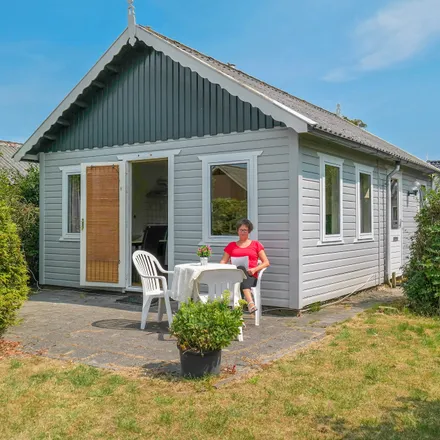 Rent this 2 bed house on Oostmahorn 140 in 9133 DG De Skâns-Oostmahorn, Netherlands