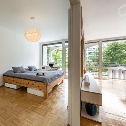Image 3 - Prinzregentenhof, Leuchtenbergring, 81677 Munich, Germany - Apartment for rent