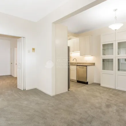 Rent this 1 bed apartment on 670 Hayes Street in San Francisco, CA 95115