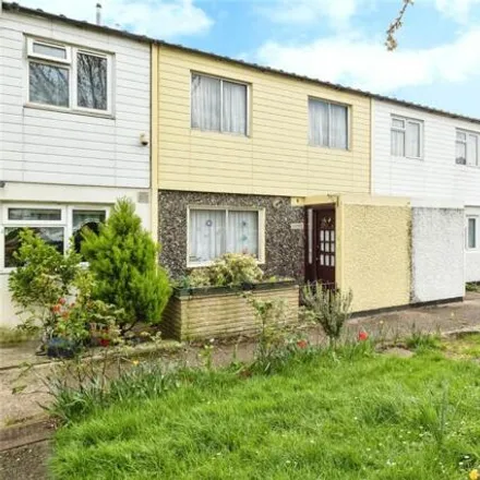 Buy this 4 bed townhouse on 38 Limes Avenue in Grange Hill, Chigwell