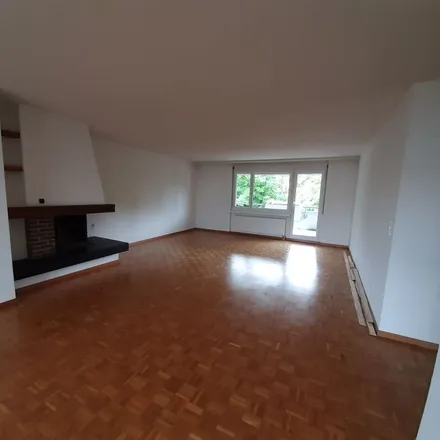 Image 4 - Schulstrasse 1, 8952 Schlieren, Switzerland - Apartment for rent