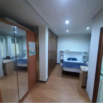 Rent this 4 bed apartment on Imprenta Salmantina in Paseo de San Vicente, 37007 Salamanca