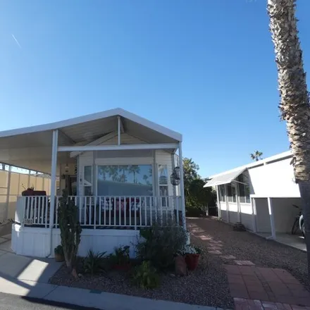 Buy this studio apartment on 1089 Putter Place in Casa Grande, AZ 85122