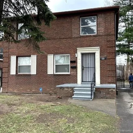 Buy this 4 bed house on Hoover / Lappin (NB) in Hoover Street, Detroit