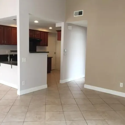 Image 7 - 17846 Beard Lane, Liberty Park, Huntington Beach, CA 92647, USA - Apartment for rent