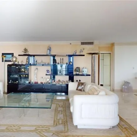 Image 5 - 11113 Biscayne Boulevard, Courtly Manor, North Miami, FL 33181, USA - Condo for sale