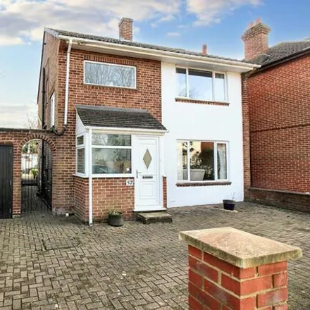 Buy this 3 bed house on 52 West Road in Southampton, SO19 9AH