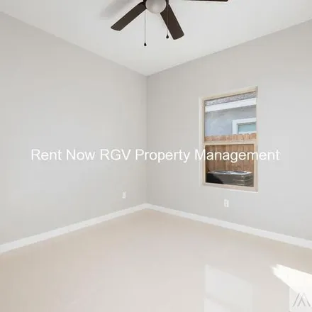 Image 9 - 213 W Rutherford Ave, Unit 1 y 3 - Townhouse for rent