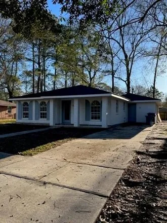 Rent this 4 bed house on 278 Walnut Street in Mandeville, LA 70471