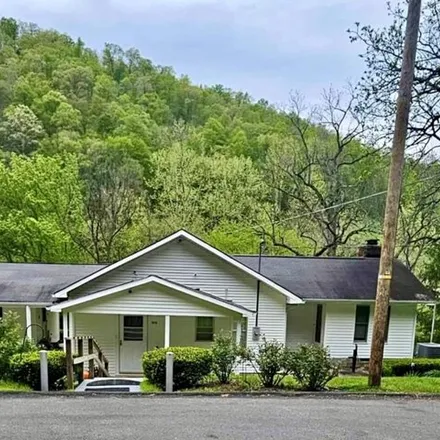 Image 1 - Rocky Road, Millard, Pike County, KY 41501, USA - House for sale
