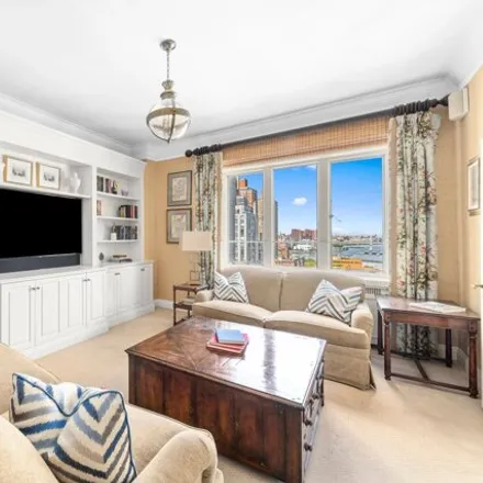 Image 4 - 520 East 86th Street, New York, NY 10028, USA - Apartment for sale
