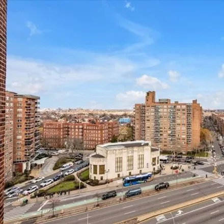 Image 6 - Lane Towers, Queens Boulevard, New York, NY 11375, USA - Apartment for sale