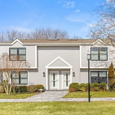 Rent this 2 bed townhouse on 50 Hubbard Lane in Tuckahoe, Suffolk County