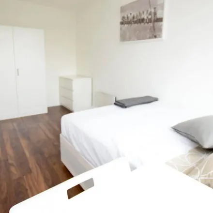 Rent this 1 bed apartment on Pinnace House in 1-36 Manchester Road, Cubitt Town