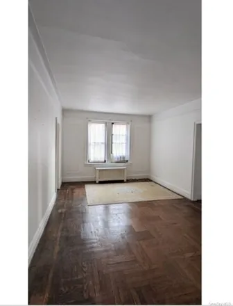 Buy this studio apartment on 230 East 71st Street in New York, NY 10021