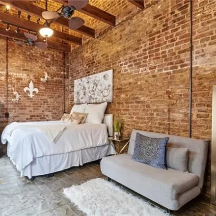 Image 5 - 1030 Toulouse Street, New Orleans, LA 70130, USA - Condo for sale