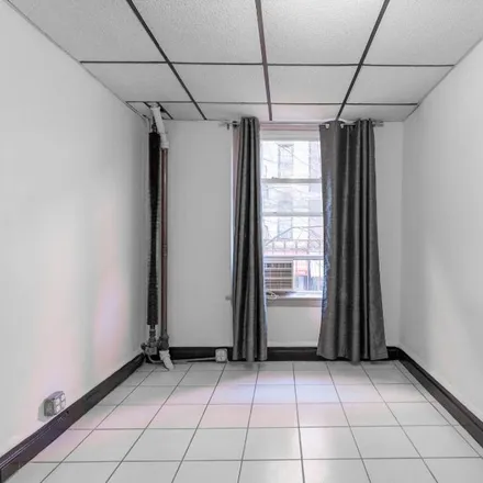 Image 4 - 216 Thompson Street, New York, NY 10012, USA - Apartment for rent